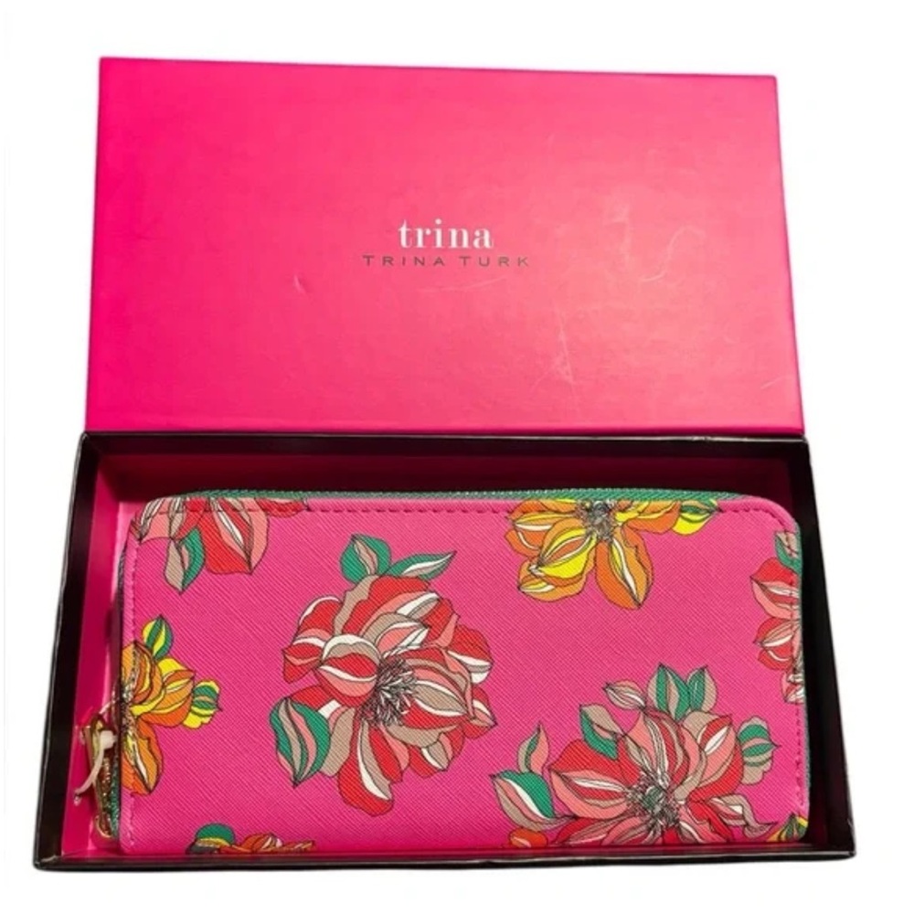 Trina Turk Floral Zip-Around Wallet Pink Floral NWT